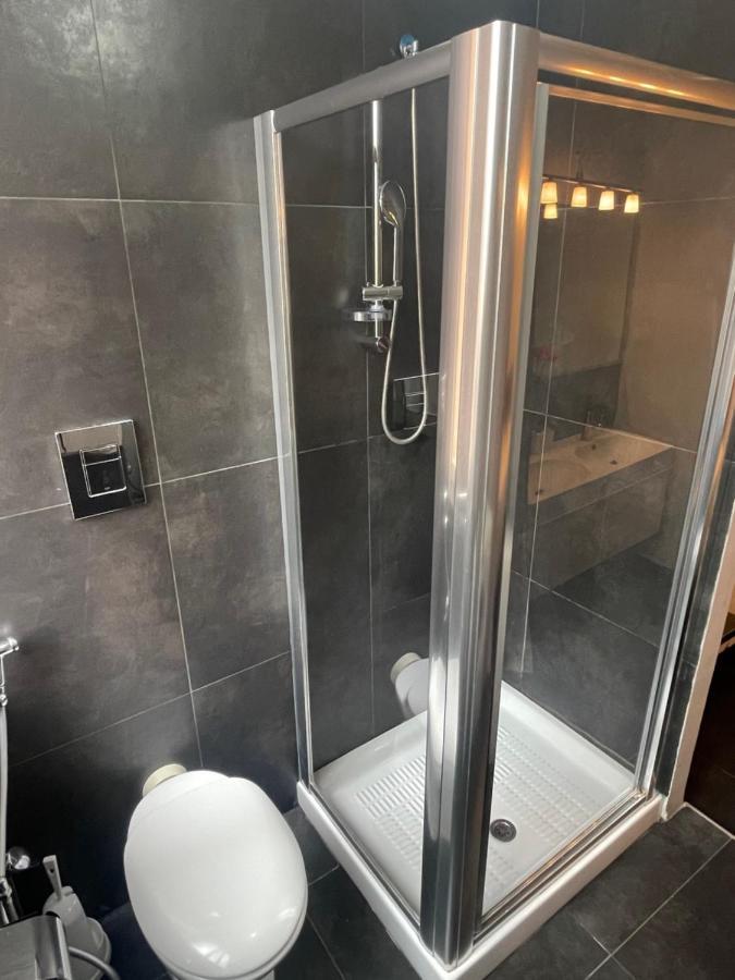 Apartament The Olivetti Apt Caserta Zewnętrze zdjęcie